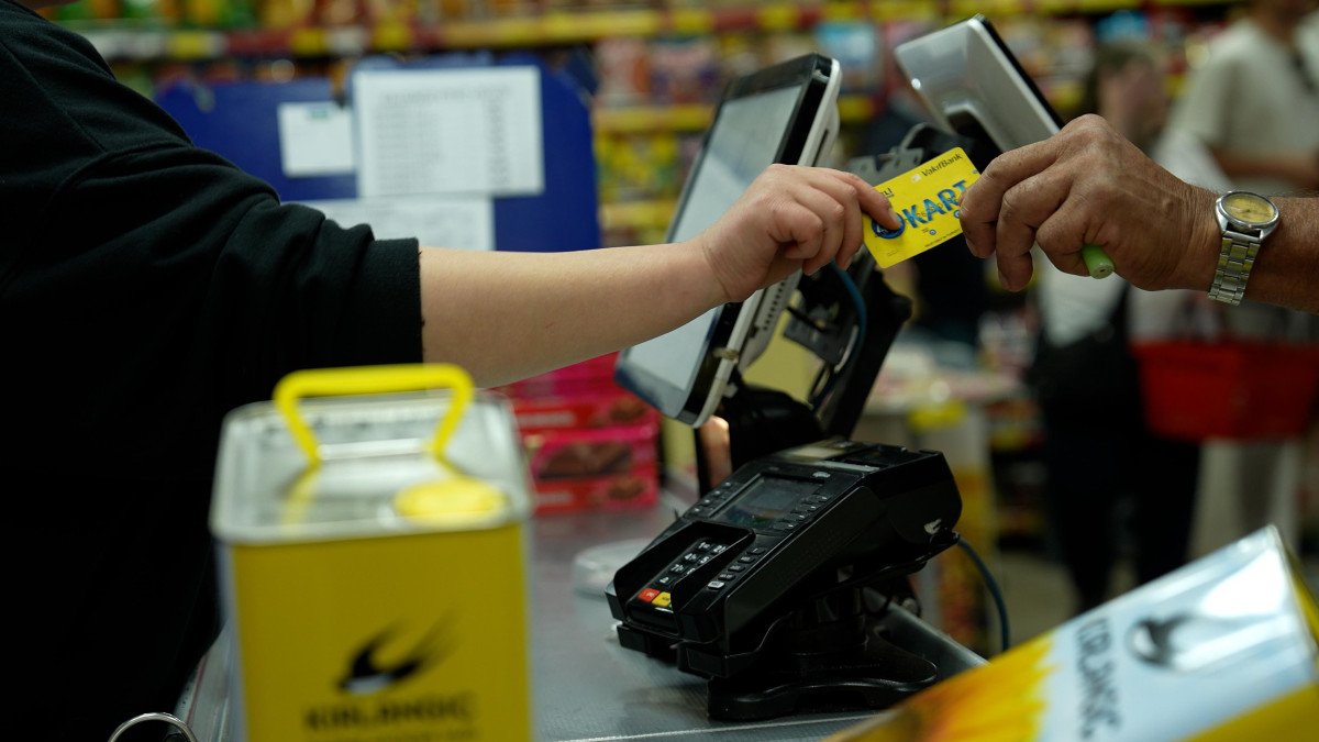 Büyükşehir’den 25 bin haneye 41 Kart desteği