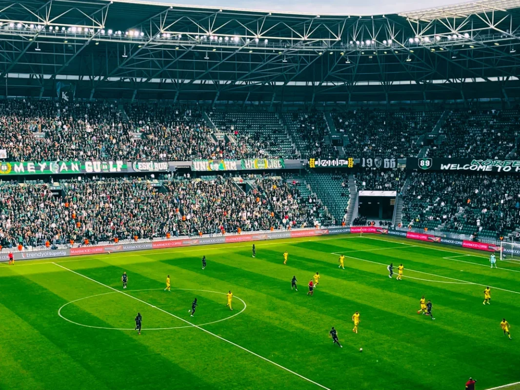 Kocaelispor-Göztepe maçına yoğun ilgi!
