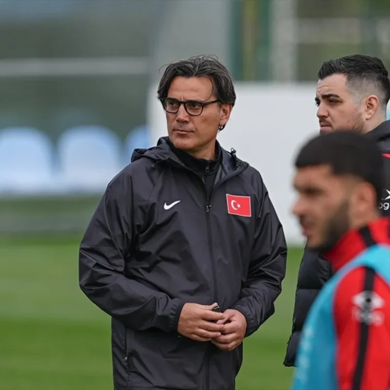 Montella’dan Kerem Aktürkoğlu için Dünya Kupası sözü