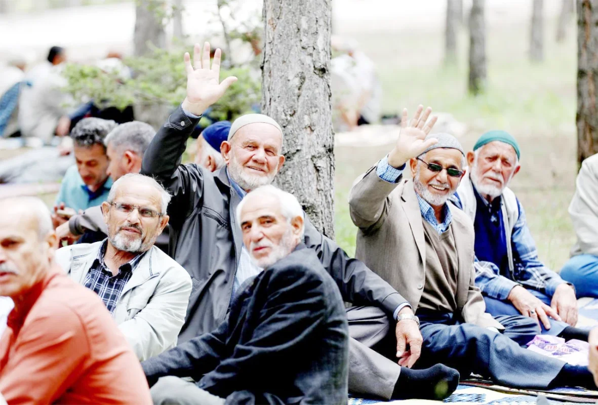 Kocaeli’de Emeklilerden Maaş Tepkisi: “İnsanca Yaşam Talep Ediyoruz”