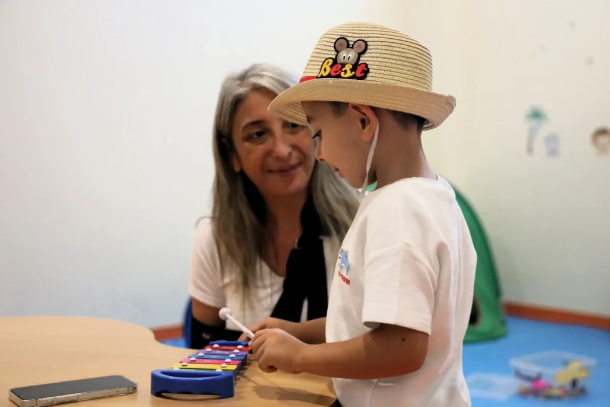 Minik Hazar Ali’den ilk ‘anne’ kelimesi!