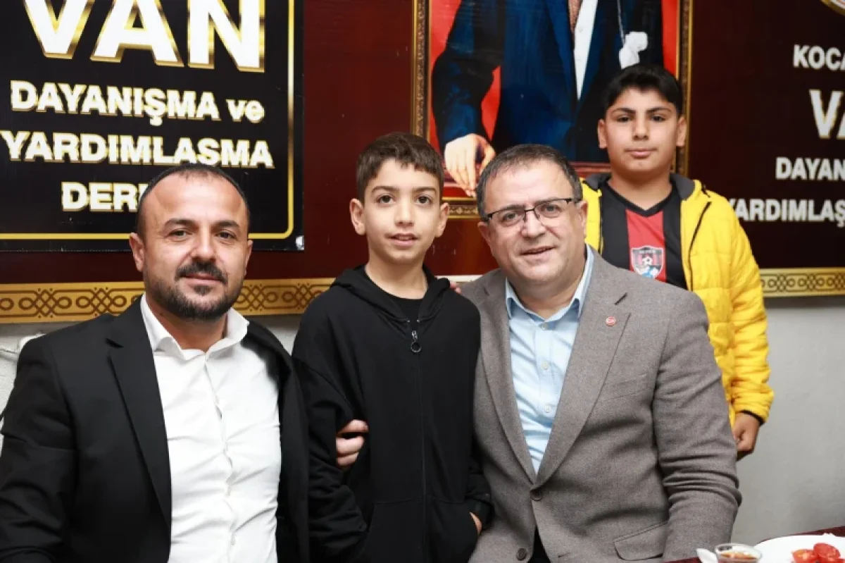 Başkan Gökçe’den Vanlılar Derneği’ne ziyaret!