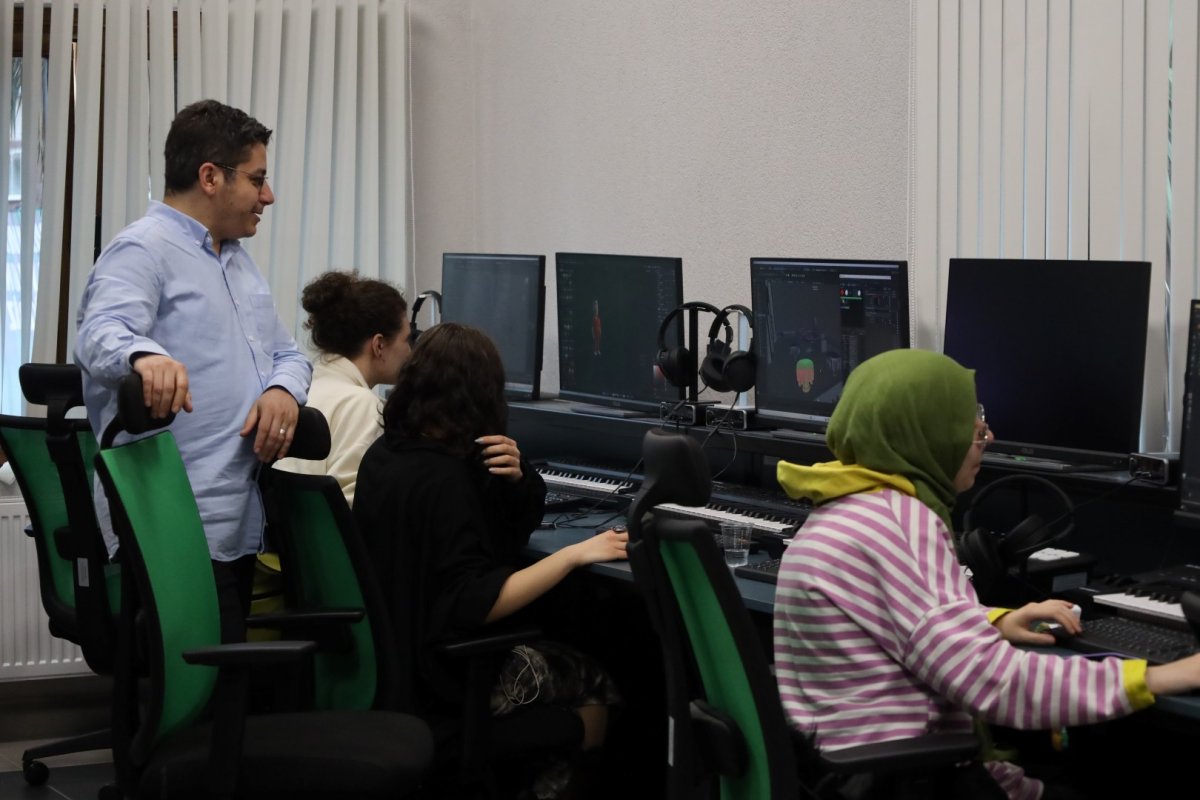 Bu merkezde afet bilinci animasyonla anlatılıyor