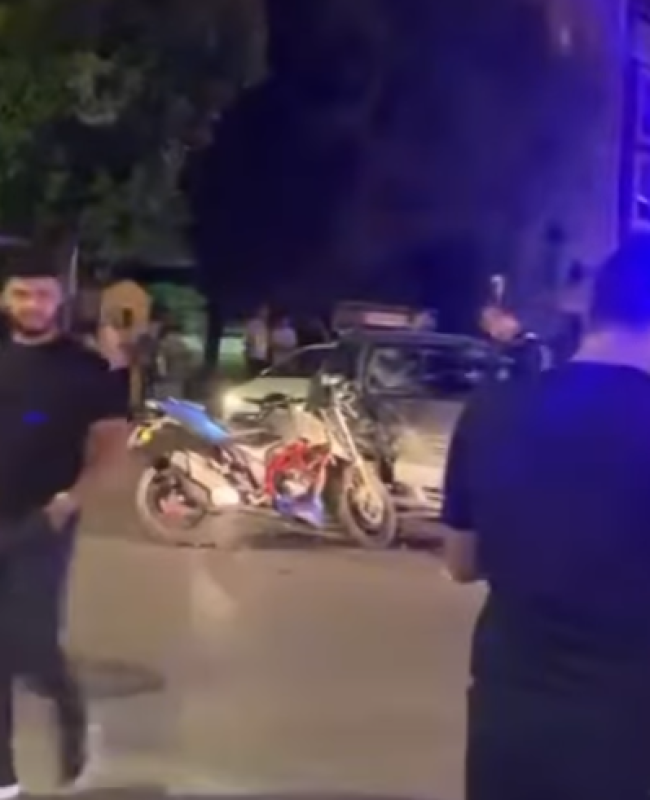 Hacı Osman Mahallesi Bağdat Caddesi'nde Kaza: Motosiklet Sürücüsü Yaralandı