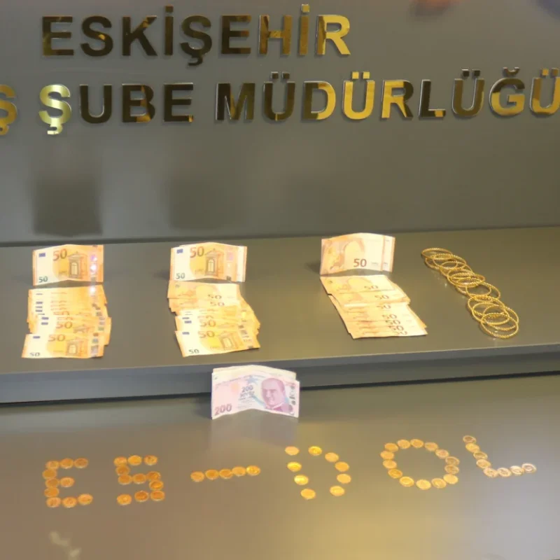 https://40birhaber.com/sahte-polisler-milyonluk-vurgunla-yakalandi/