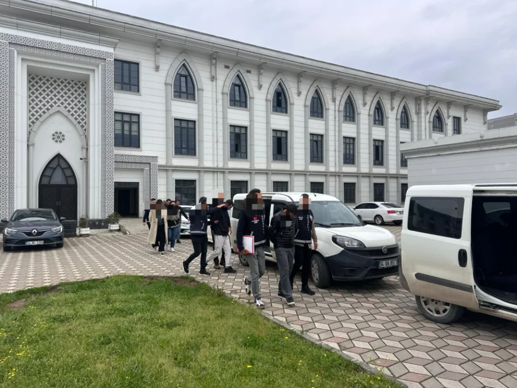 İzmit’teki silahlı saldırının zanlıları tutuklandı!