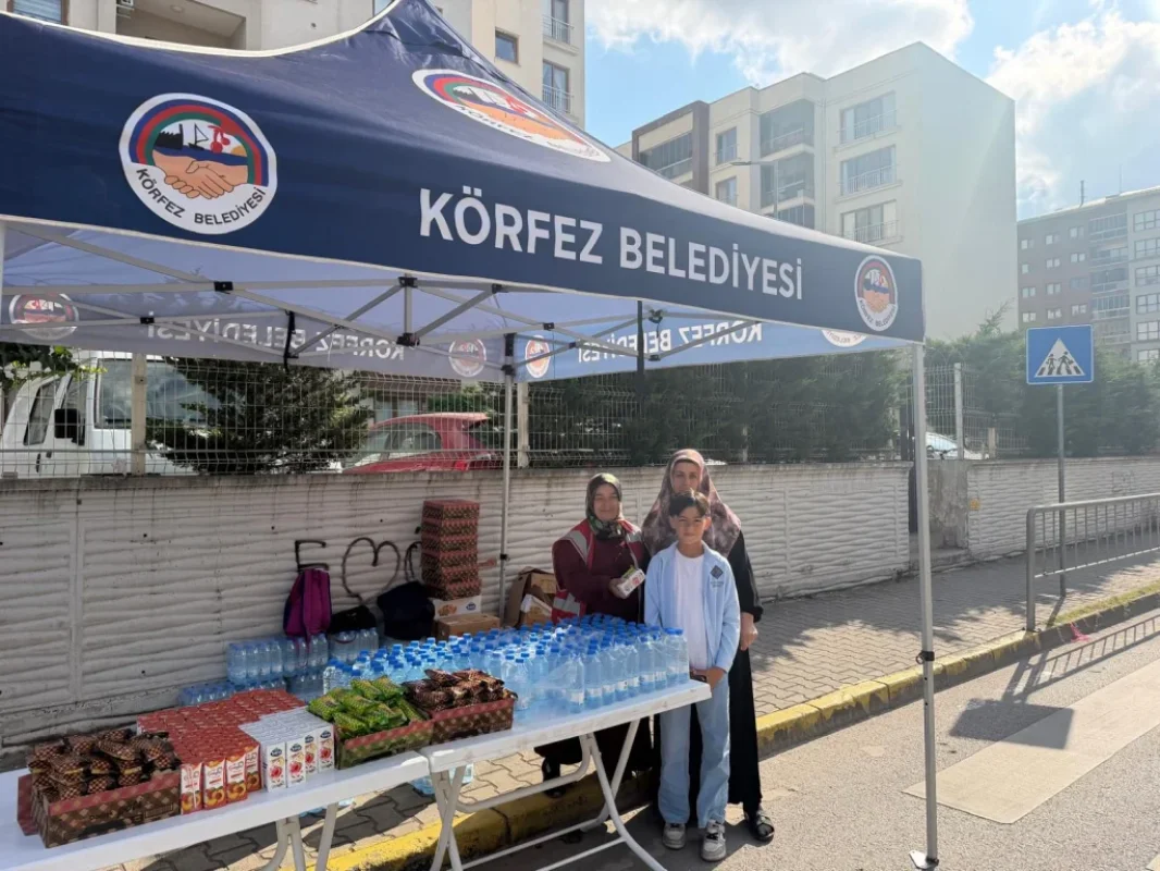 Körfez Belediyesi’nden YKS öğrencilerine ikram