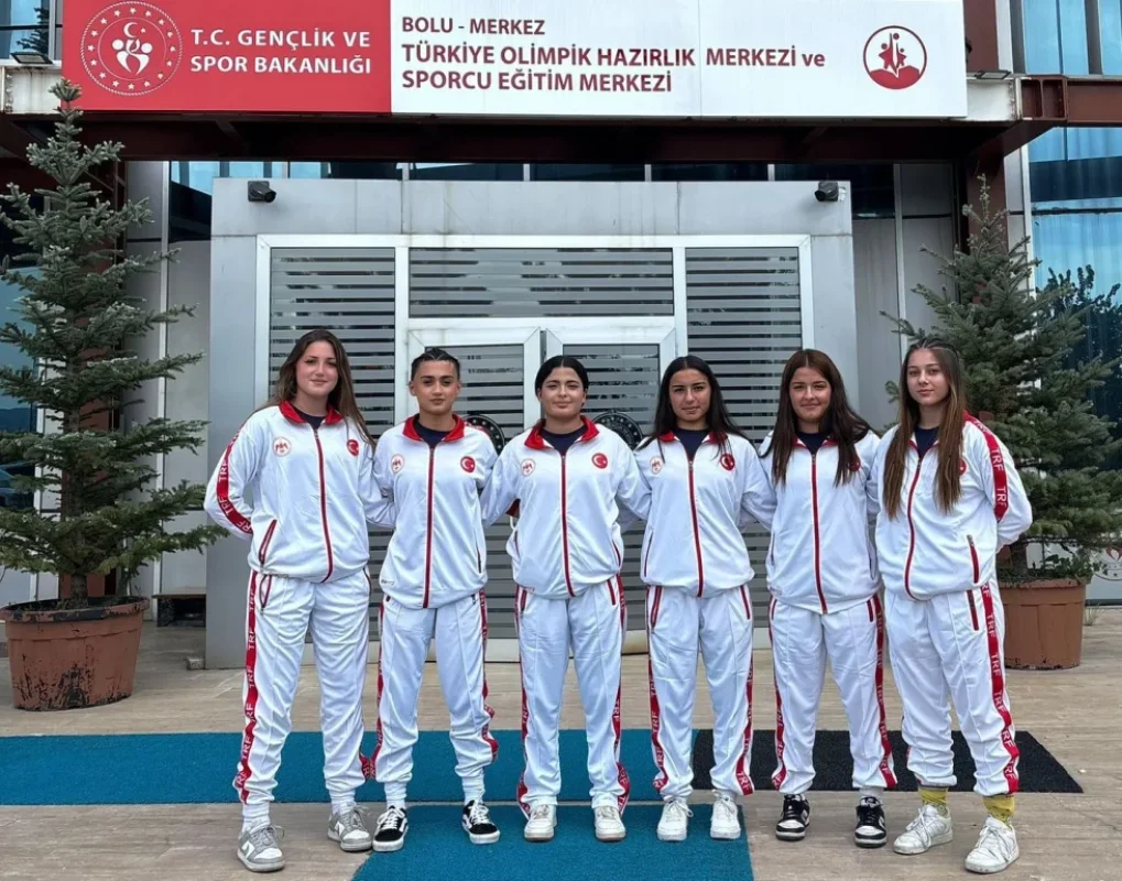 Körfezli ragbiciler Milli Takım kampında