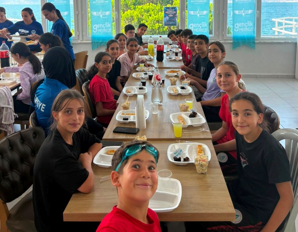 Kocaeli karatecilerinin ortak dostluk ve performans kampı