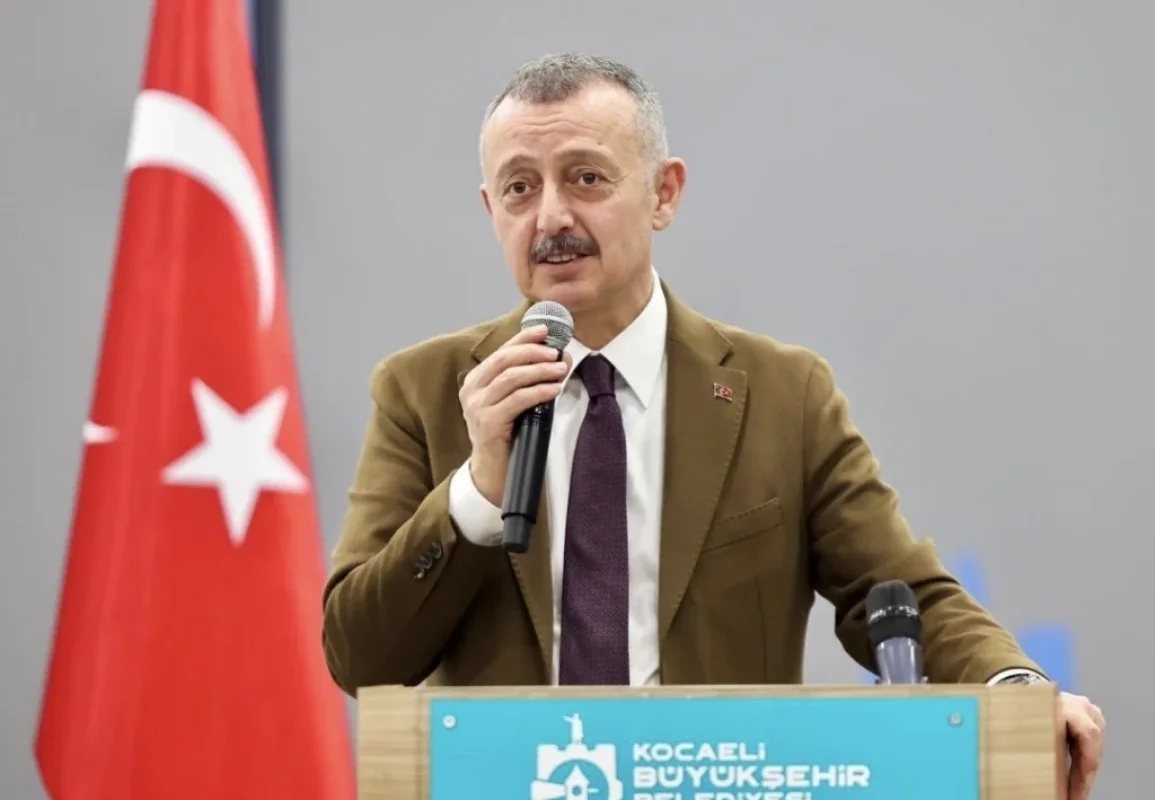 Büyükakın’dan 23 Nisan açıklaması: Gölge düşürmeyin!