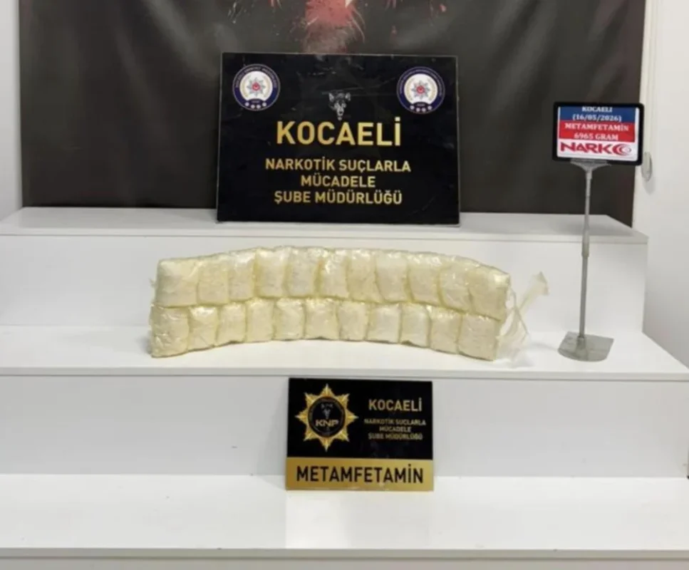 İzmit’te otobüste 7 kilo metamfetamin ele geçirildi!
