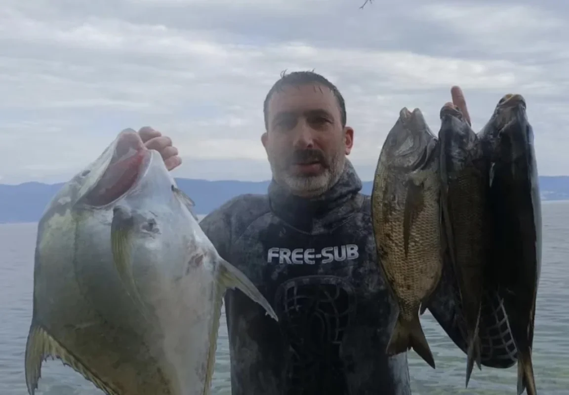 Dilovası’nda nadir deve balığı yakalandı