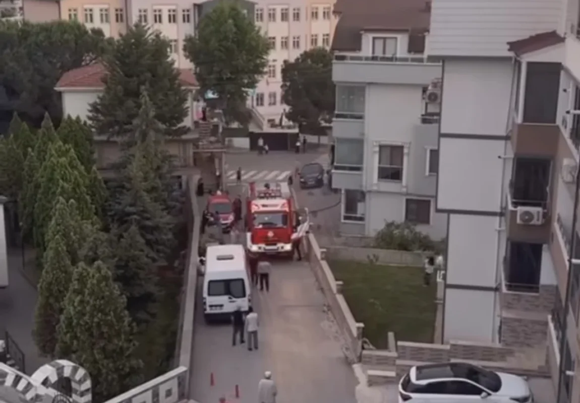 Elektrik Kaçağı Yangına Neden Oldu! Ekipler Seferber Oldu