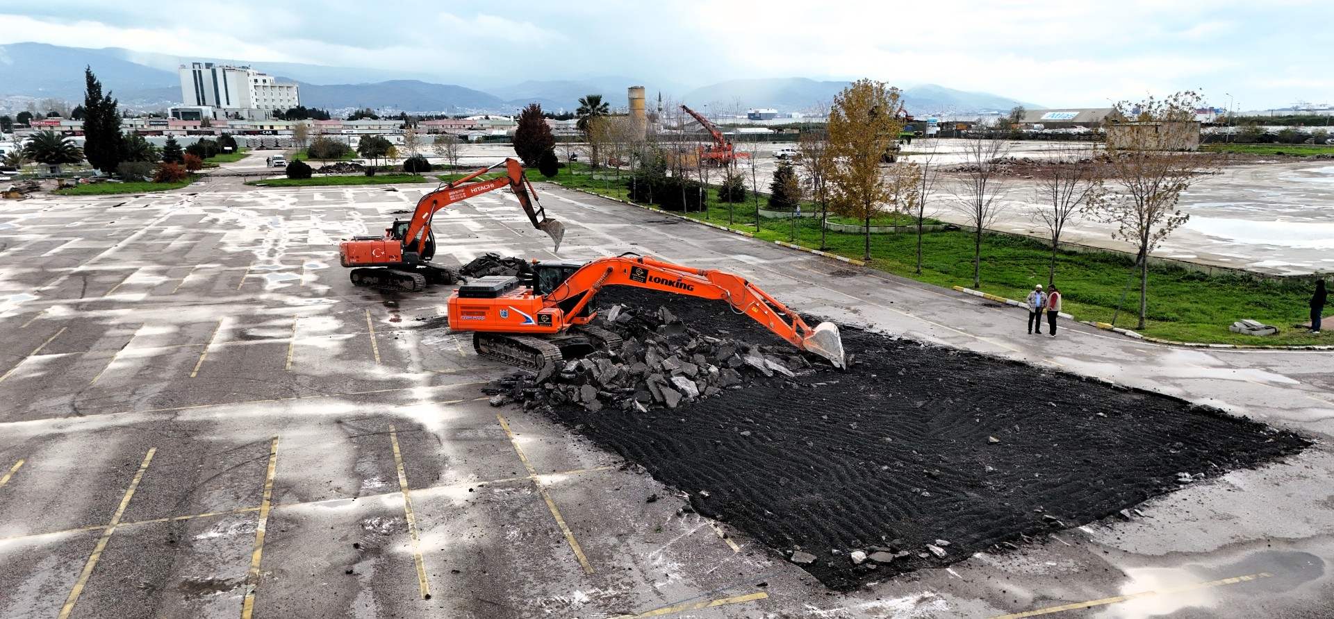 Kocaeli Büyükşehir’in dev projesinde ilk kepçe vuruldu;  Sosyal Yaşam Merkezi yeni ufuklar açacak