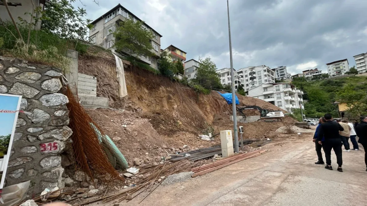 İzmit’ten toprak kaymasına üst sınırdan ceza!