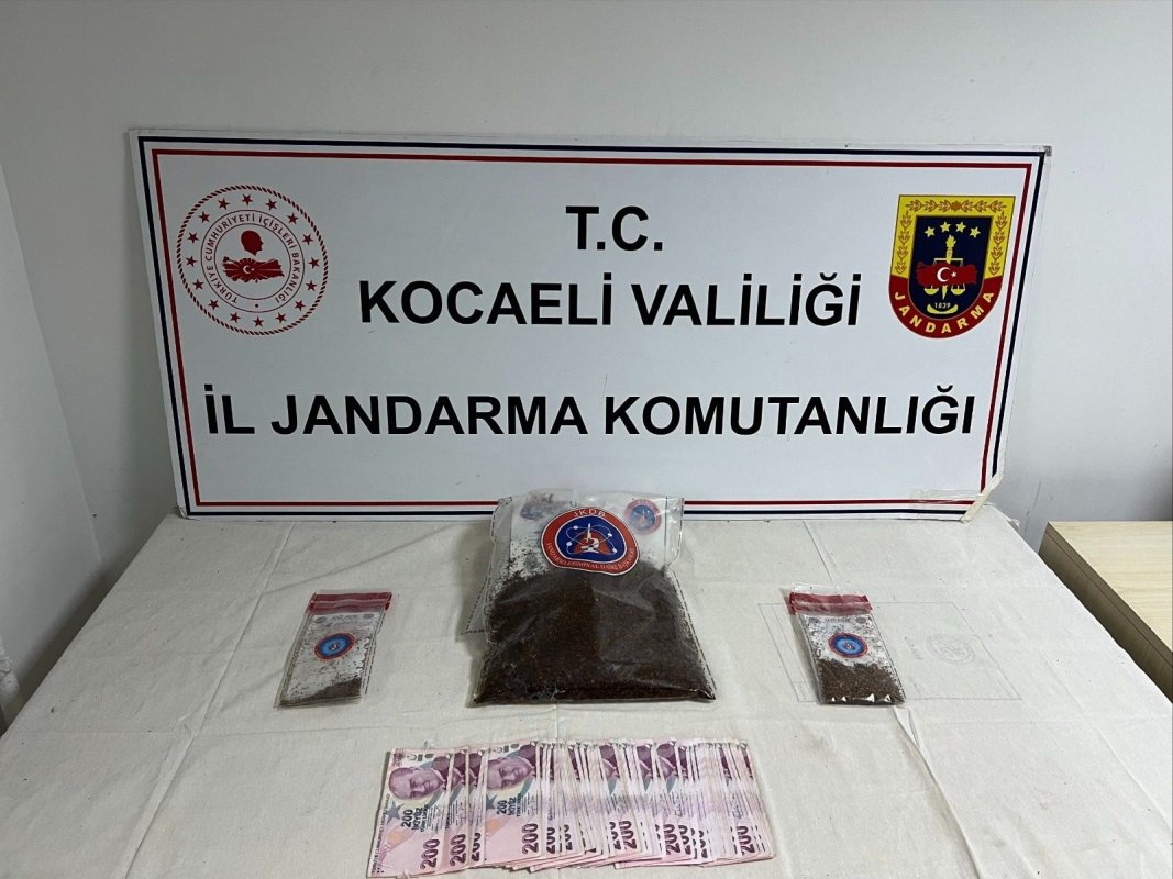 Mimarsinan Mahallesi'nde bir apartman dairesinde 1 kilo 287 gram uyuşturucu madde ele geçirildi !