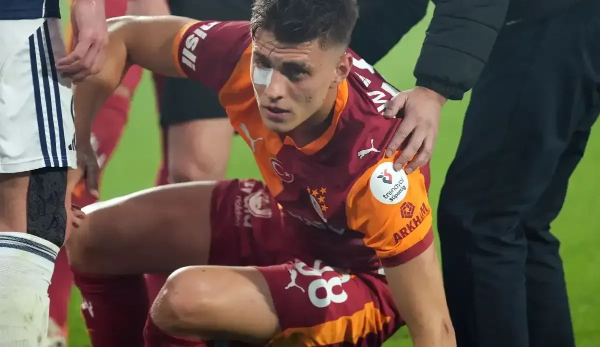 Galatasaraylı Kazımcan'ın gözüne çakmak atan taraftar yakalandı