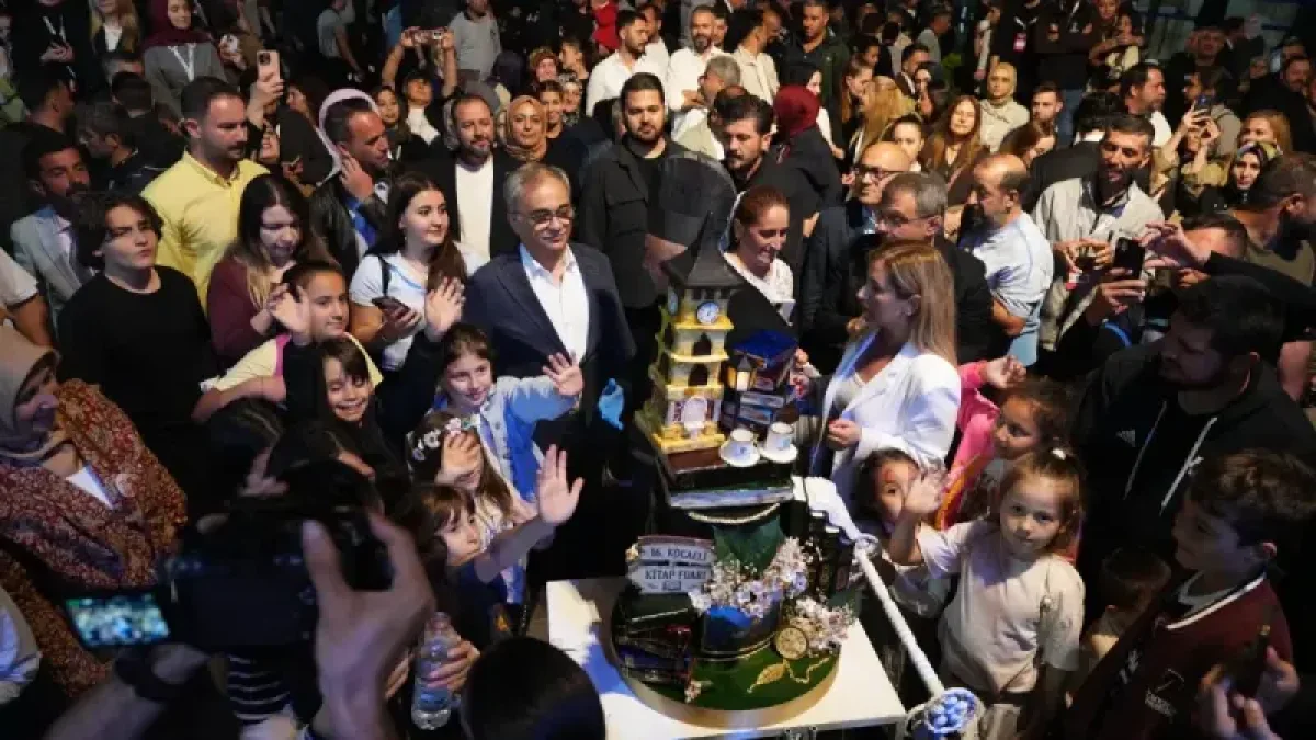 Kocaeli Kitap Fuarı’nda 1 milyonluk tarihi rekor
