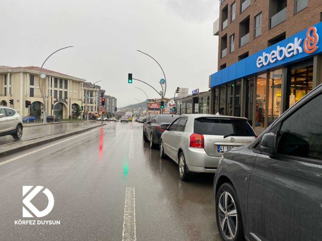 Körfezkent Mevlana Caddesi’nde Yanlış Park Tepki Çekiyor