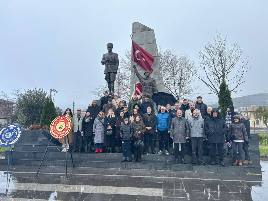 Atatürk’ü Körfez’e Çıktığı Noktada Andılar
