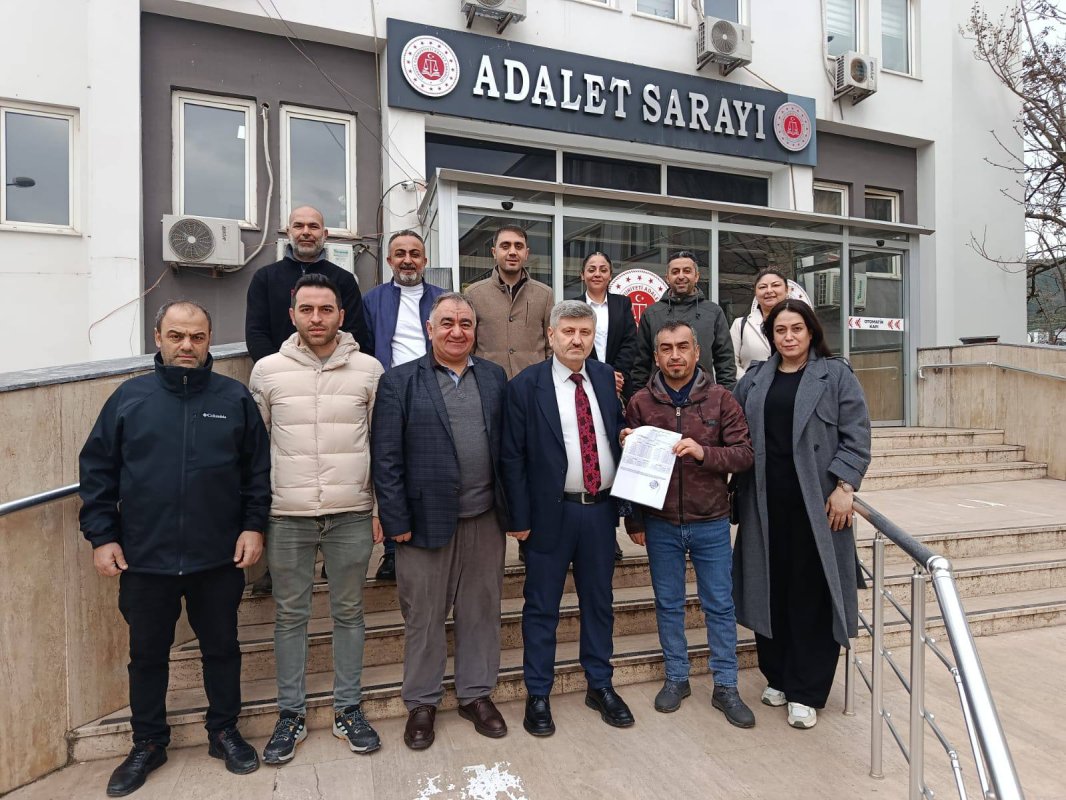 Yahya Öztürk mazbatasını aldı