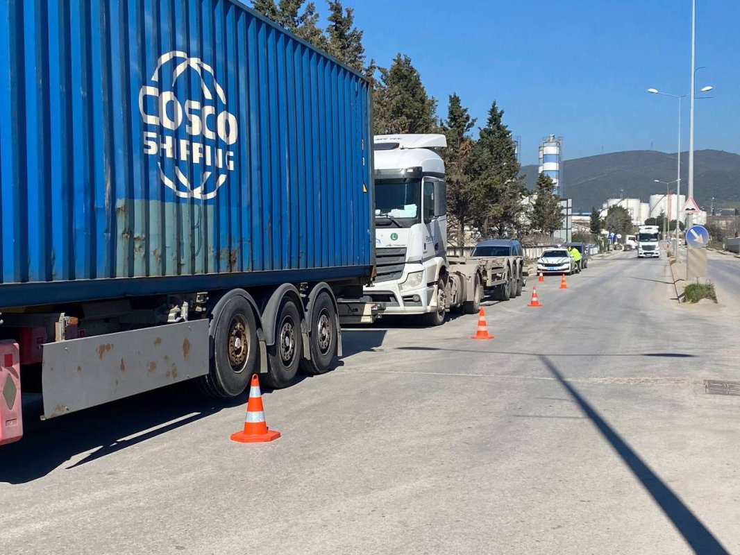 Park Ettiği Tırın Kilitlerini Kontrol Ederken Hayatını Kaybetti