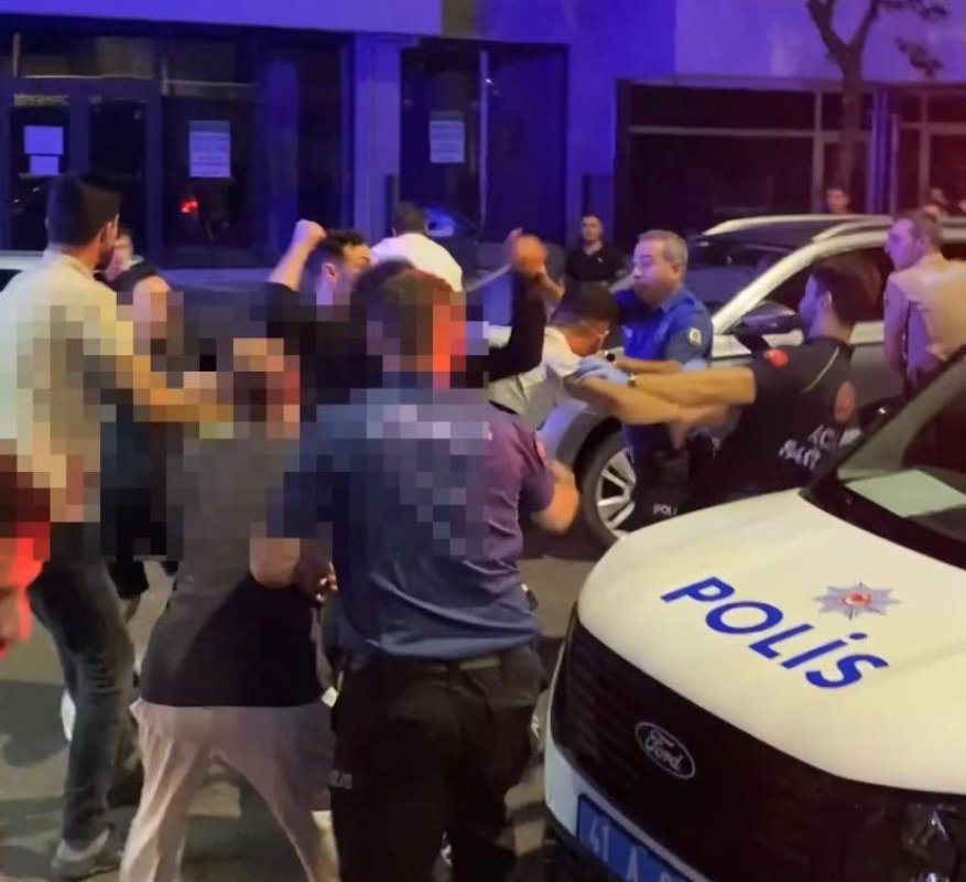 Körfez’de mahalle kavgası çıktı!