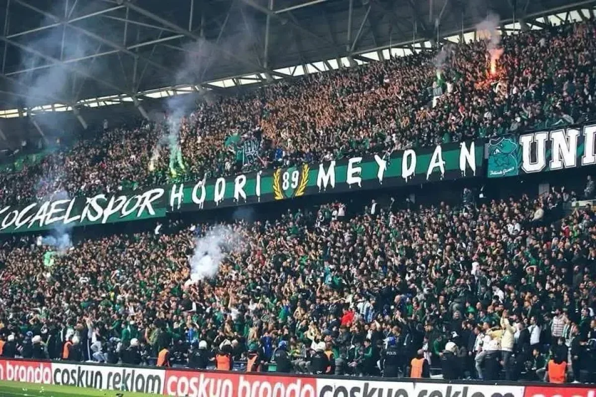 Kocaelispor tribünleri doldu taştı