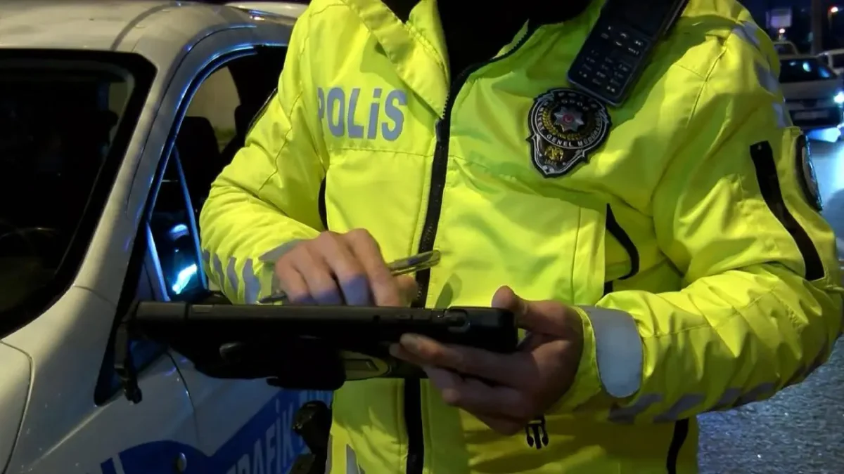 Trafik cezalarına yeni düzenleme: Cezalar katlandı!